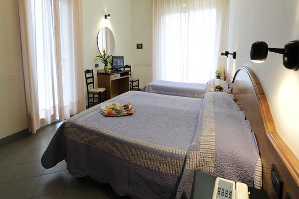 Hotel Adler Alassio Eksteriør billede