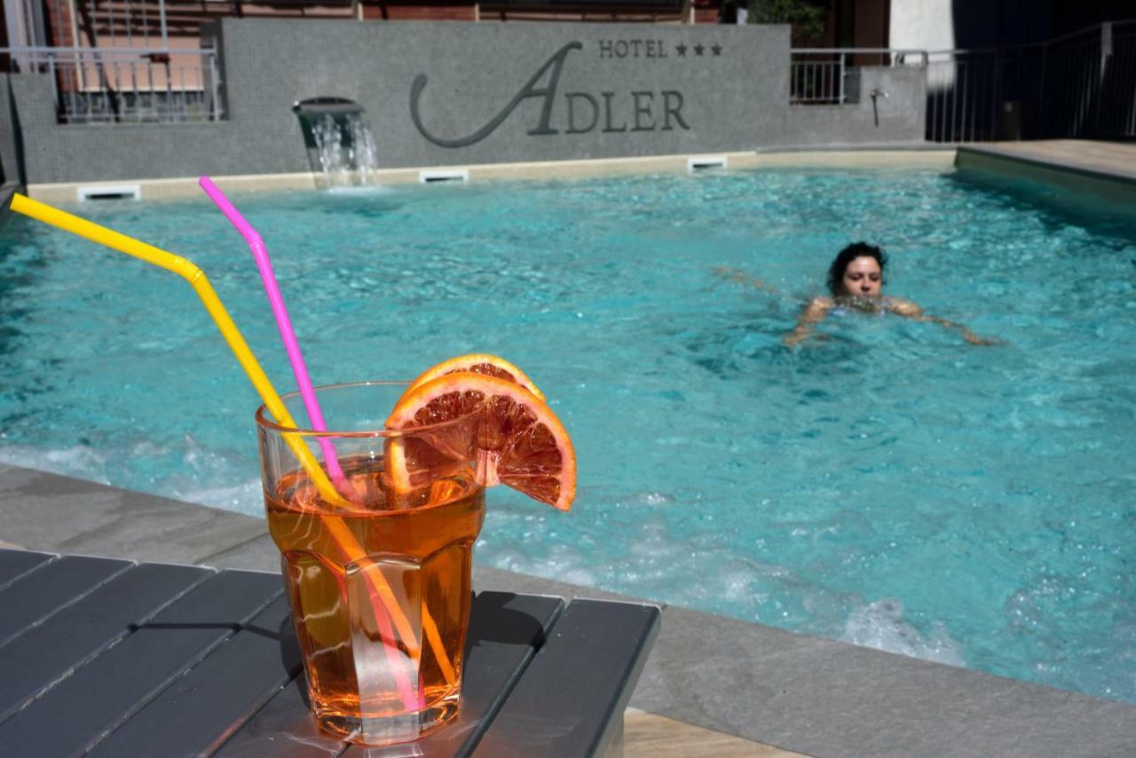 Hotel Adler Alassio Eksteriør billede